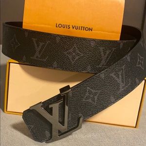 Louis Vuitton belt NEW 40MM reversible sz 85